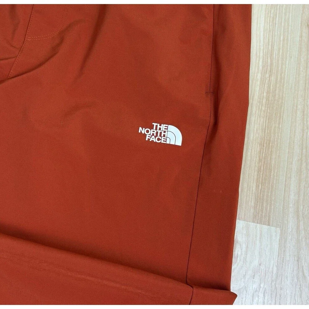 Men’s The North Face Pants / Orange / Hiking / Outdoors / Size Medium